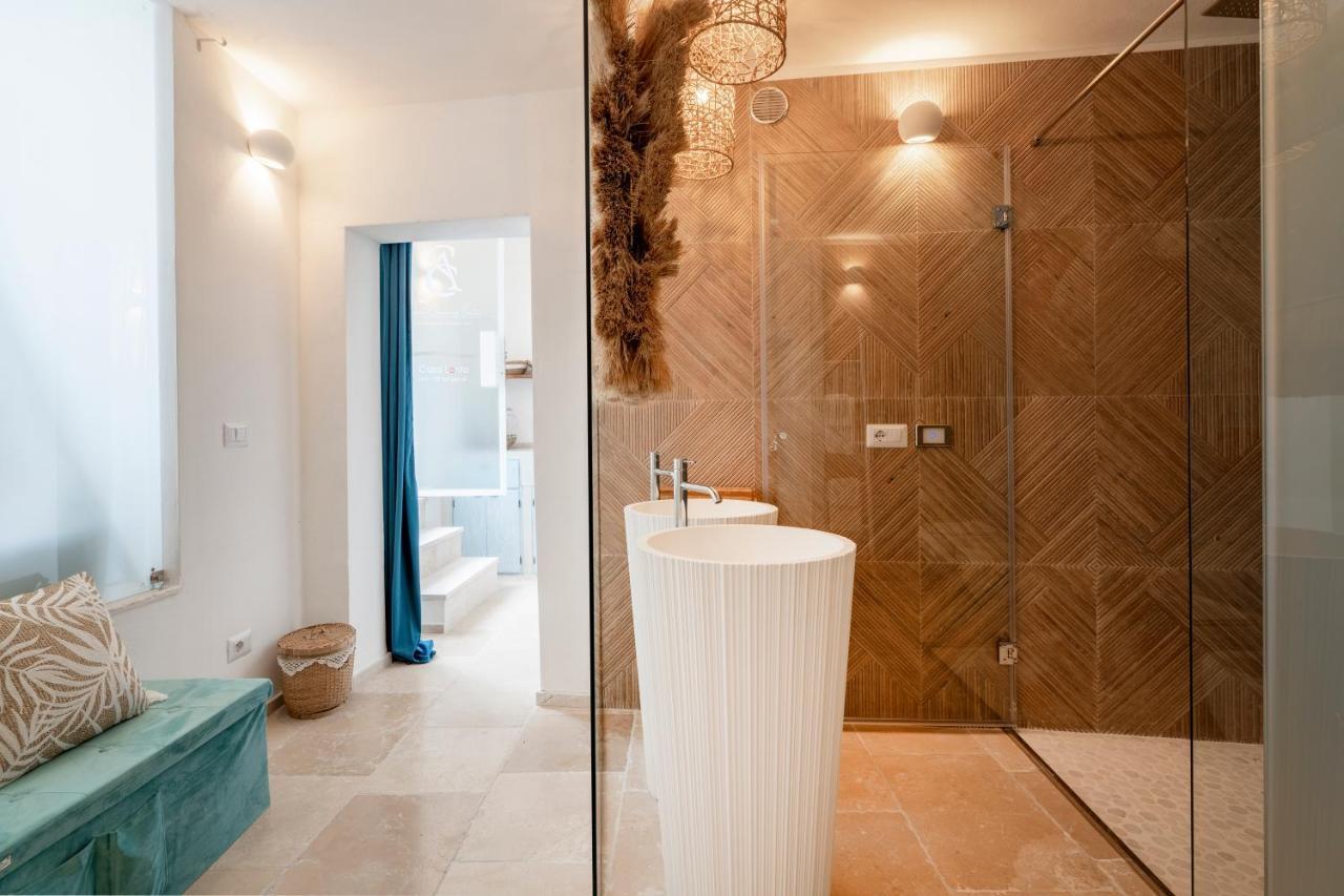 Apulia Charming Suites - Casa Lonfo Suite Sole Monopoli Exterior foto